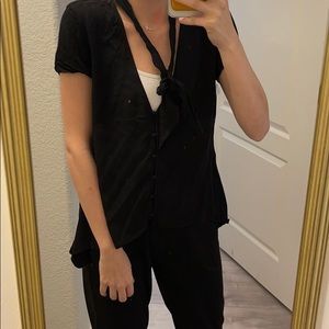 Tobi blouse ONE SALE UNTIL 12pm PST